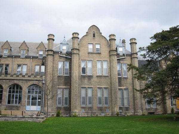 Top 10 Amazing Schools In Canada 16 Top 10 Amazing Schools In Canada 12