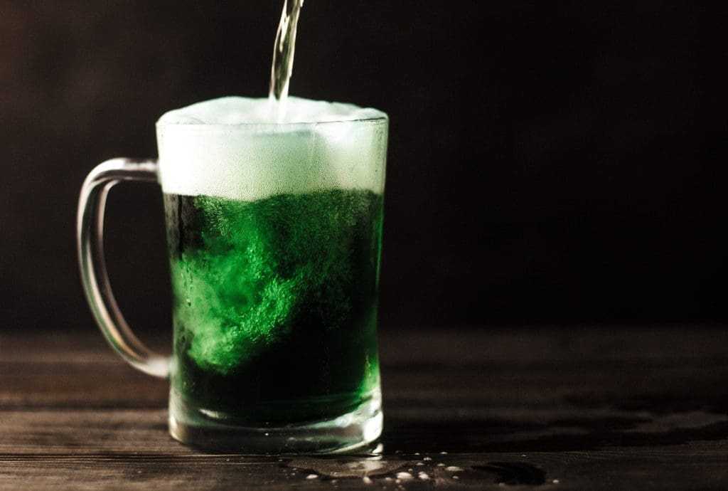 St Patrick's Day: Facts, History & Traditions in 10 minutes 12 Green Beer