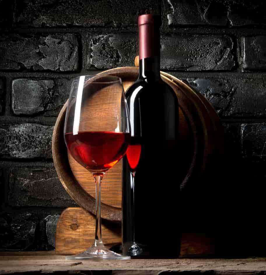Wine-a-licious: 7 Best Wine Clubs Canada 8 Wine Collective