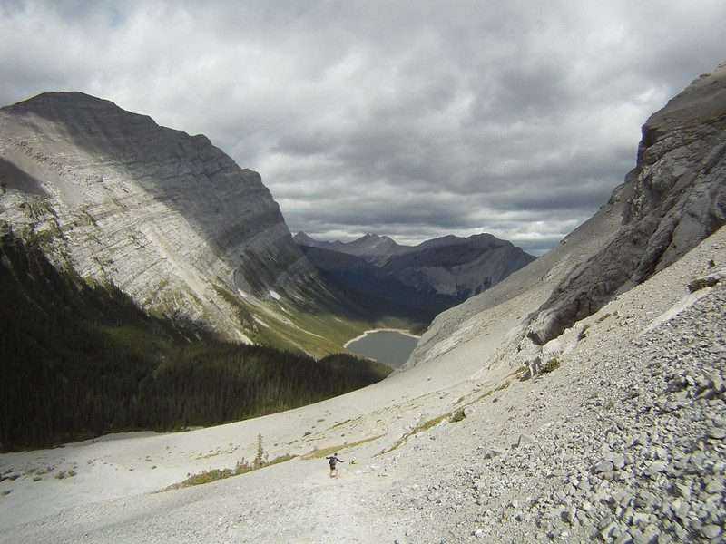 On Kananaskis Hikes: 9 Best Places 14 Upper Kananaskis Lake Trail - Alberta, Canada