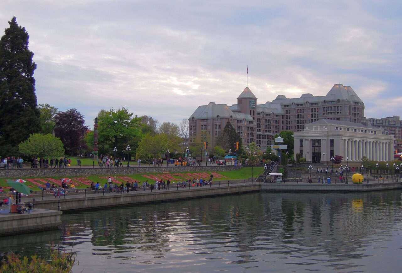 What to See on Vancouver Island? 14 Best Places 7 What to See on Vancouver Island? 14 Best Places 4