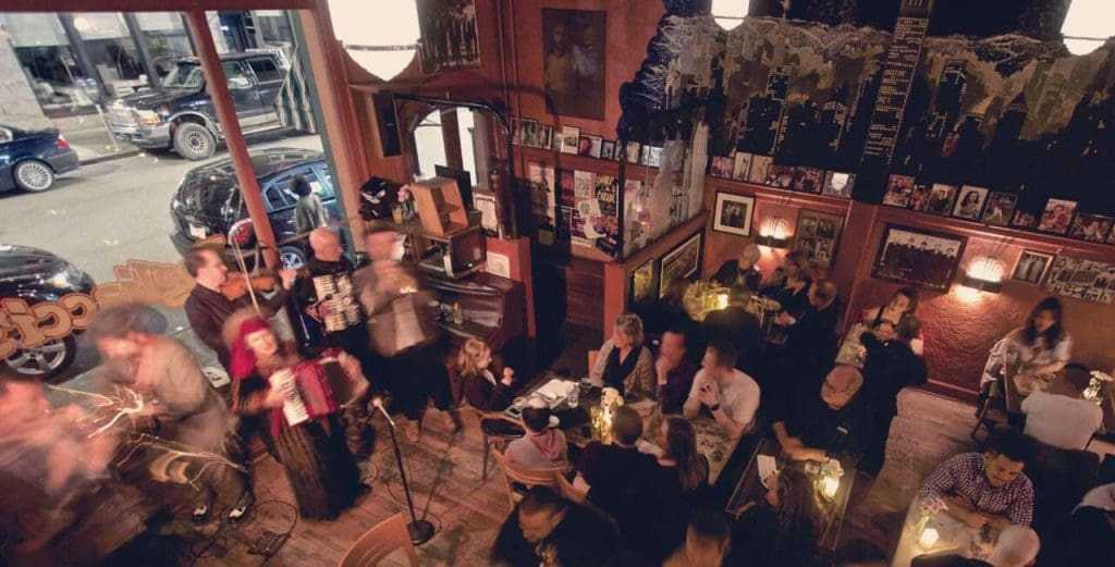 Top 10 Most Luxurious And Best Restaurants in Victoria 7 Top 10 Most Luxurious And Best Restaurants in Victoria 1
