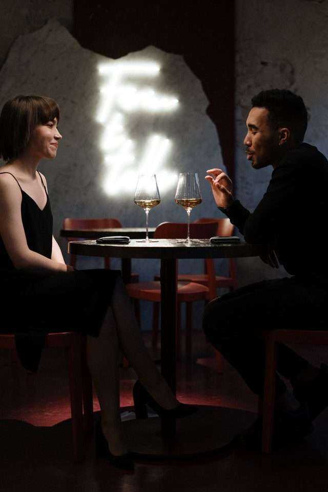 The 15 Best Restaurants in Montreal to go out on a Date! 18 best restaurants in Montreal
