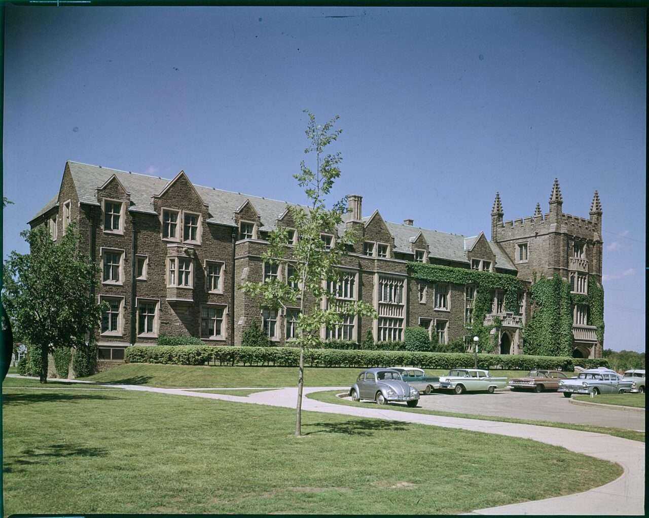 Top 10 Universities In Ontario You Can Study In 8 mcmaster university