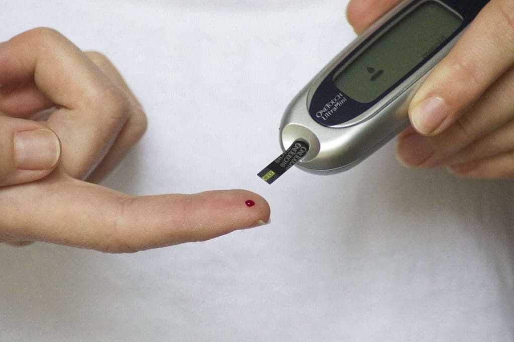 Metformin Side Effects: Top 6 Important Side Effects 8 Metformin Side Effects: Top 6 Important Side Effects 3