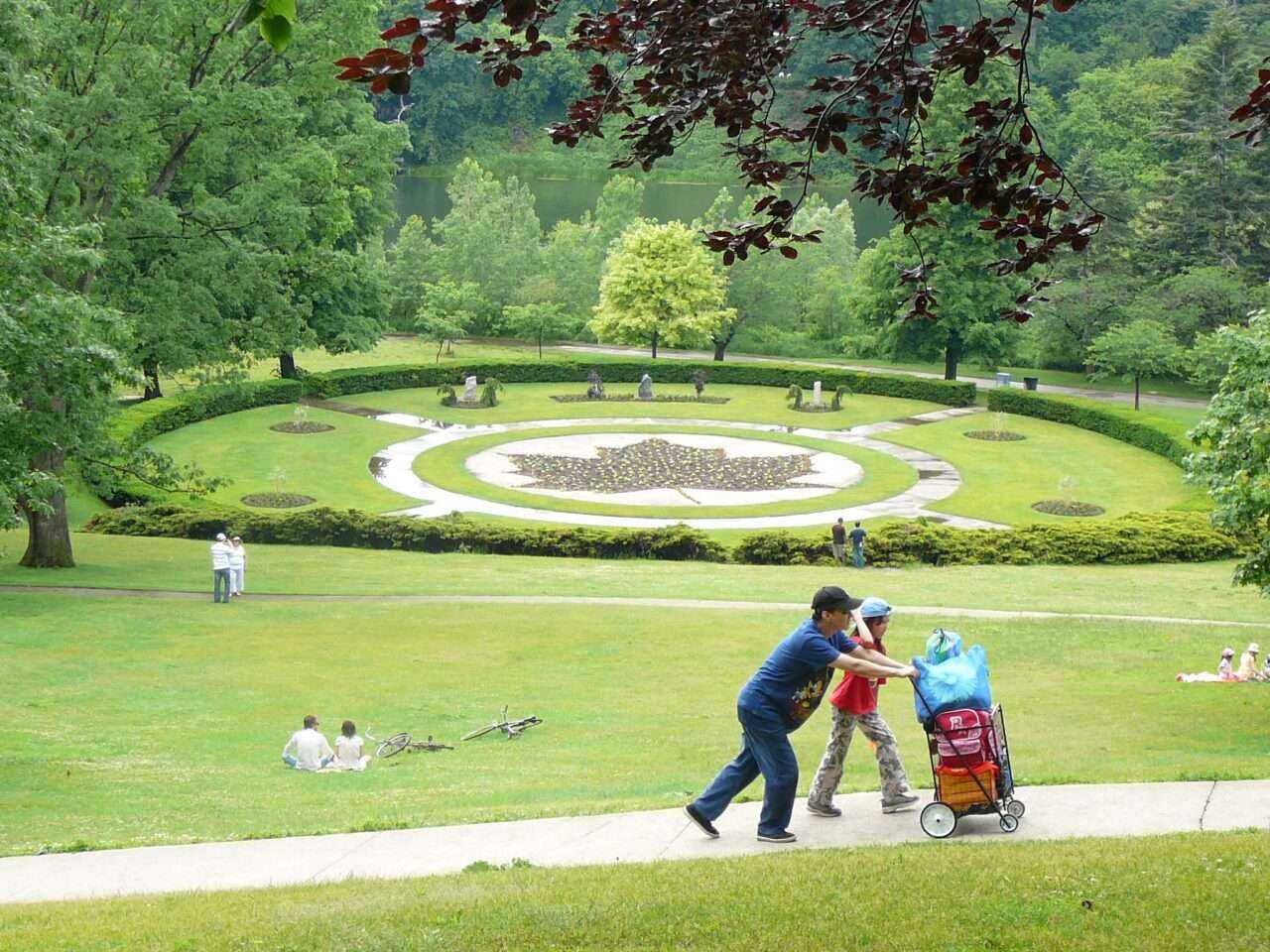 The 12 Best Parks in Toronto: An Amazing 2021 Guide 3 High Park Toronto