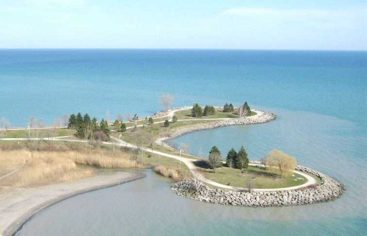 The 12 Best Parks in Toronto: An Amazing 2021 Guide 2 Bluffers Park