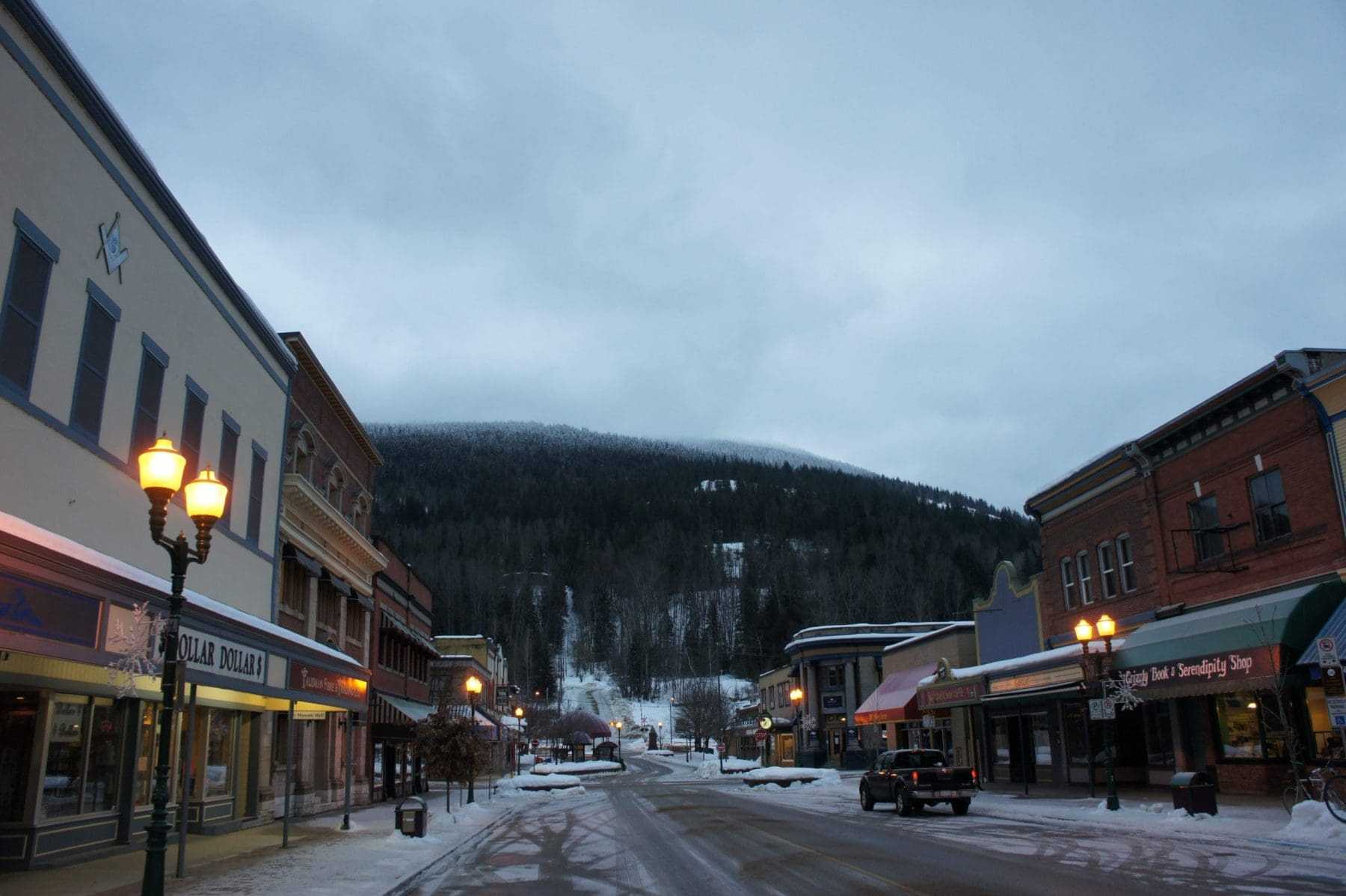 Top 22 Amazing Things To Do In Revelstoke 9 Downtown Revelstoke