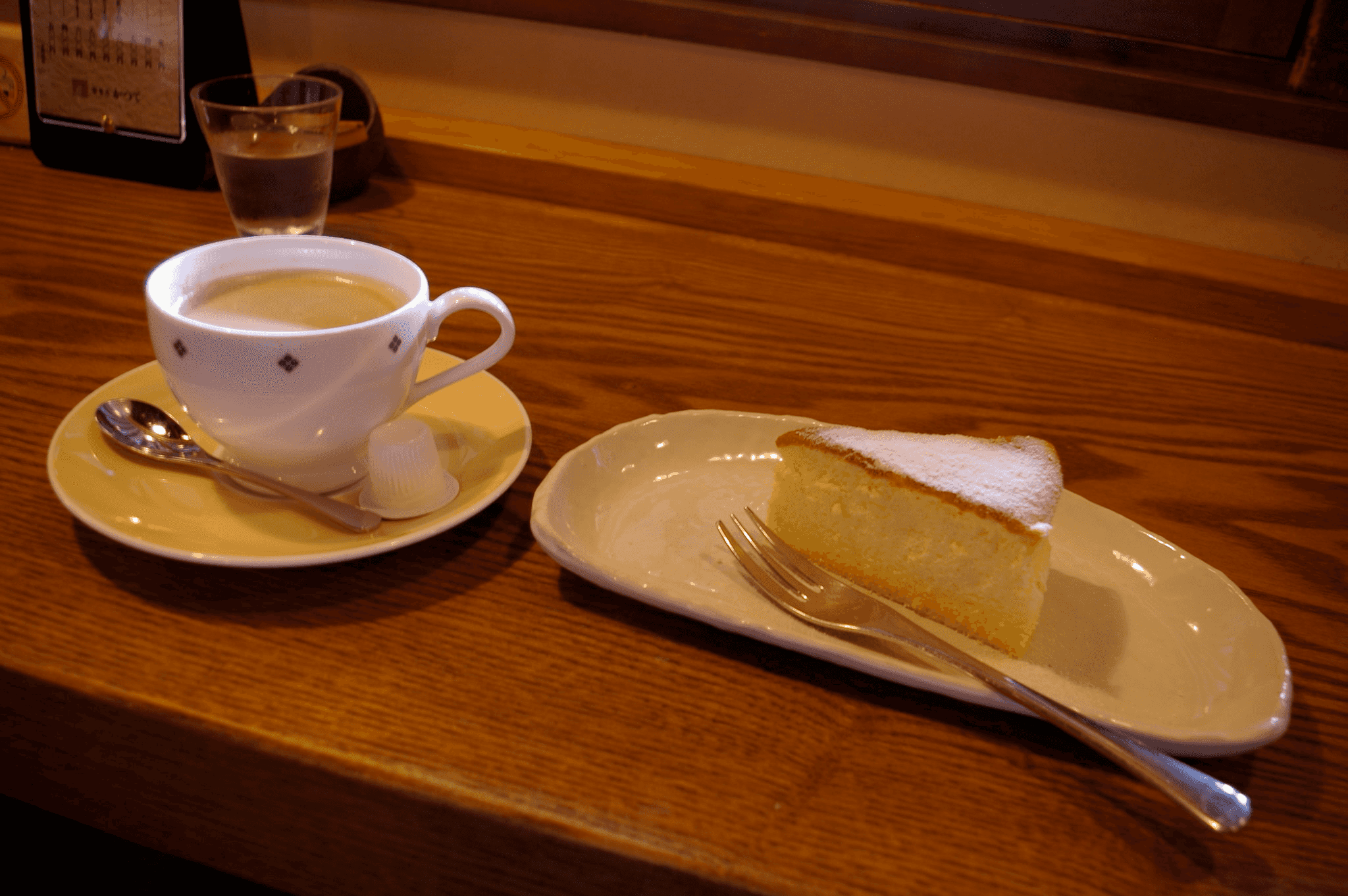 Coffee shop Coffee shop photo by Shunsuke Kobayashi on flickr