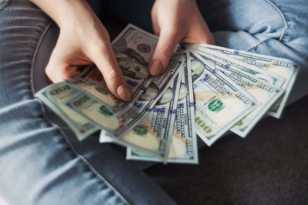 how to save money in canada