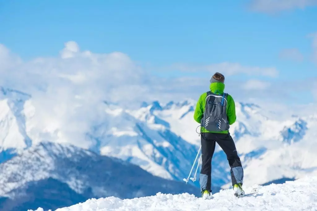 Mount Logan - The Best Ski Mountain! 7