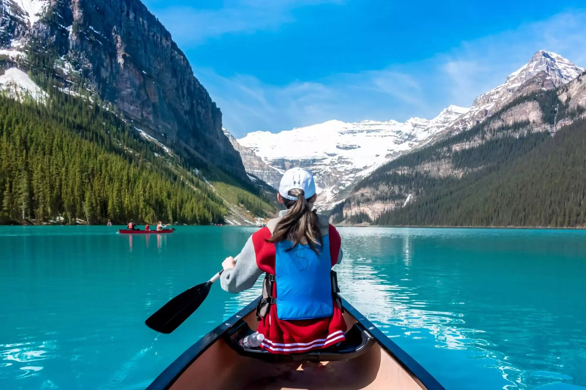 Where Is Lake Louise? And 10 Things To Do There! 8