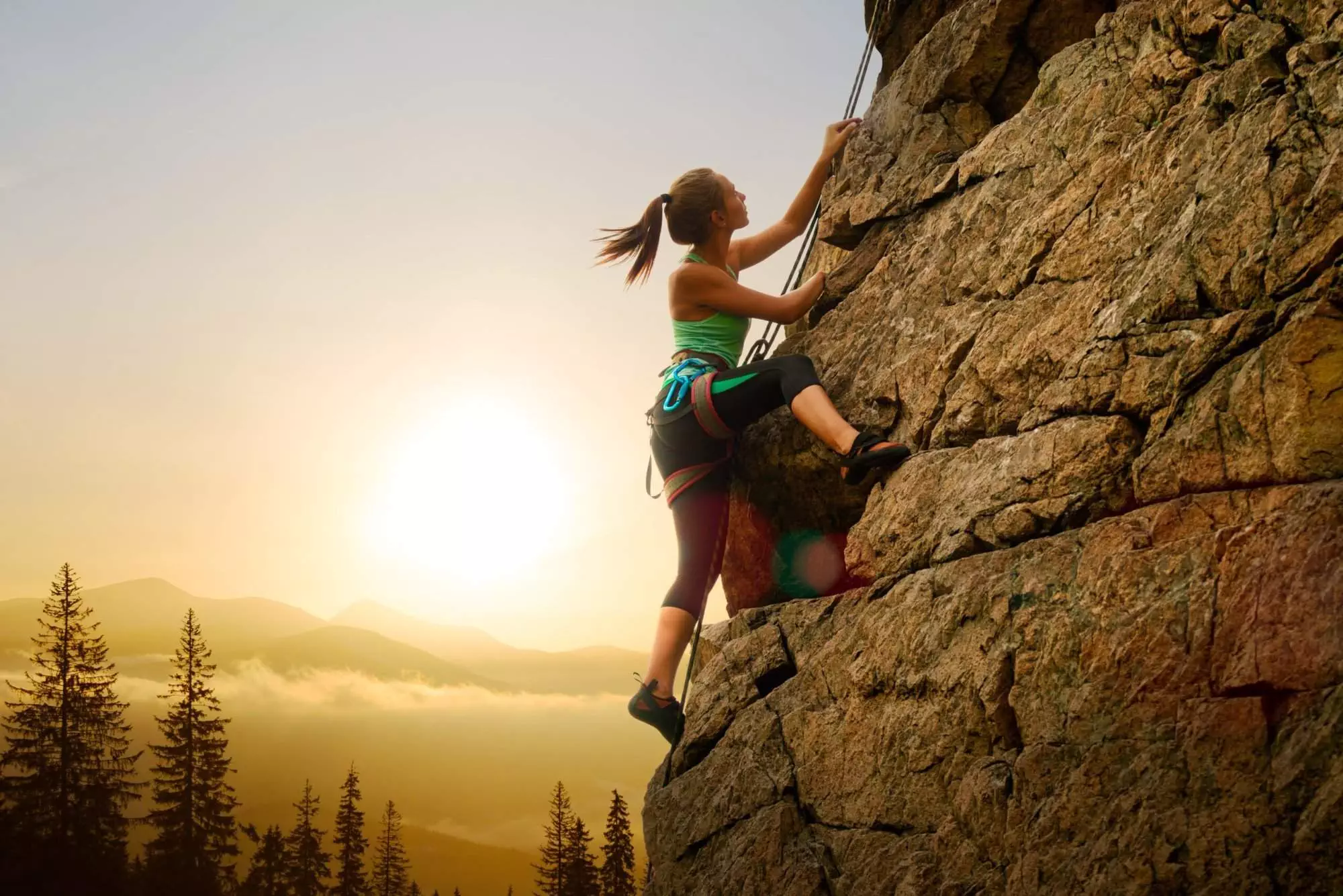 Ultimate Rock Climbing Guide - 10 Great Tips! 5