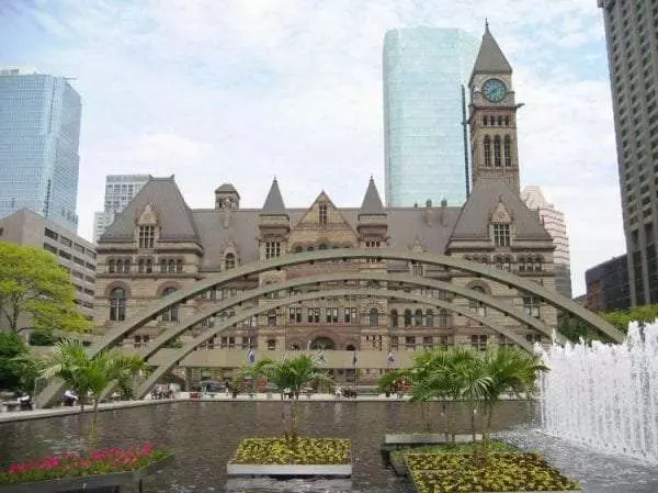 best places to take pictures in toronto