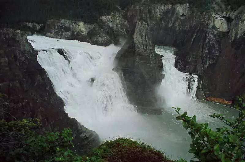 Virginia Falls Nahanni
