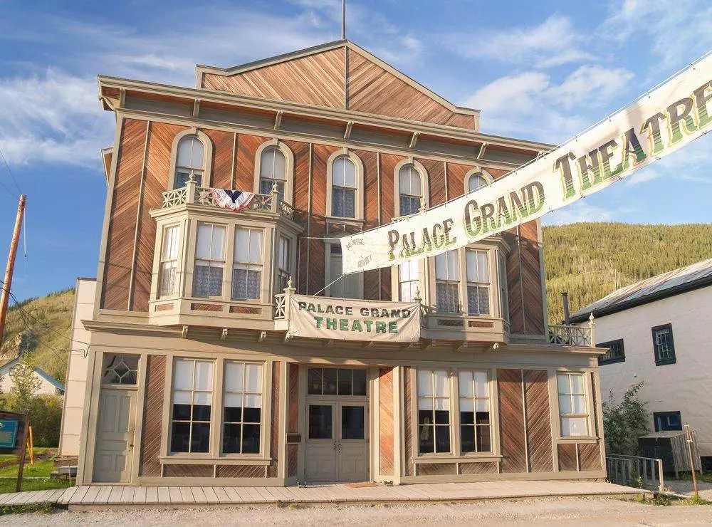 Mesmerizing 16 Things to See in Dawson City 10
