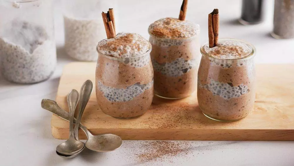  chia seed pudding with chocolate