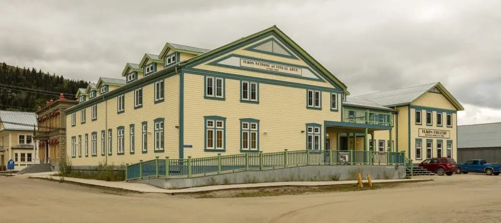 Top 10 Popular Art Schools in Canada Yukon School of Visual Arts