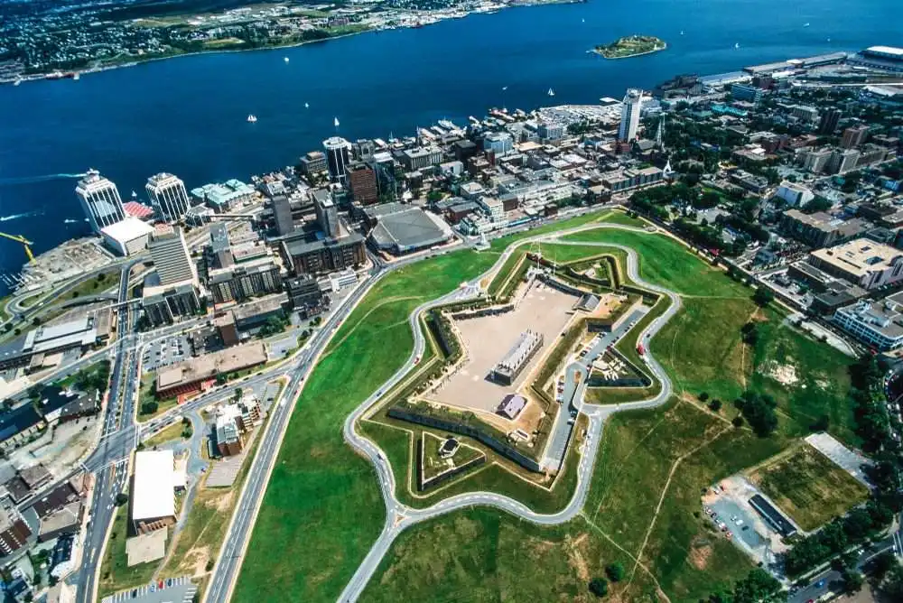 10 Best Historical Places In Canada You Can't Miss 8 10 Best Historical Places In Canada You Can't Miss 3