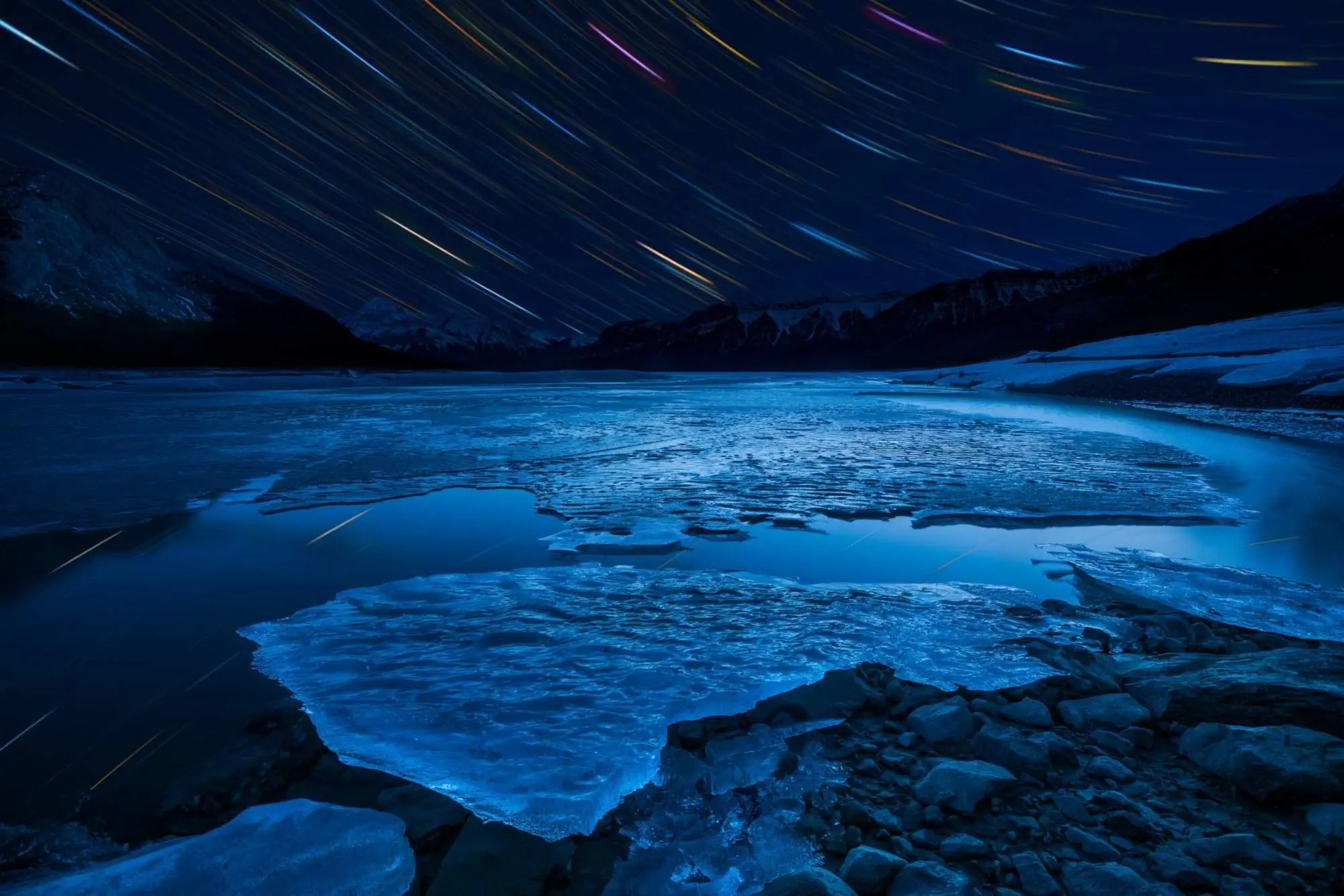 Abraham Lake - 8 Amazing Things You Need To Know!