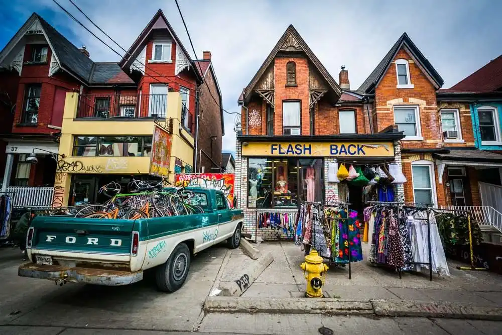 Awesome Top 10 Places to Visit in Canada 29 Awesome Top 10 Places to Visit in Canada 23
