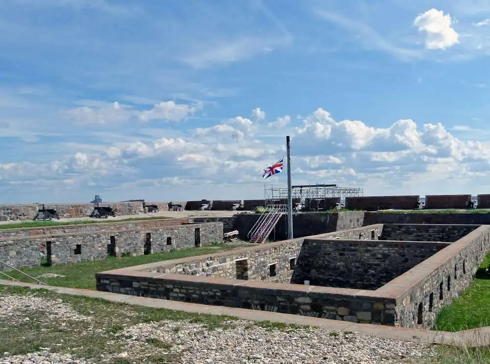 10 Best Historical Places In Canada You Can't Miss 12 10 Best Historical Places In Canada You Can't Miss 7