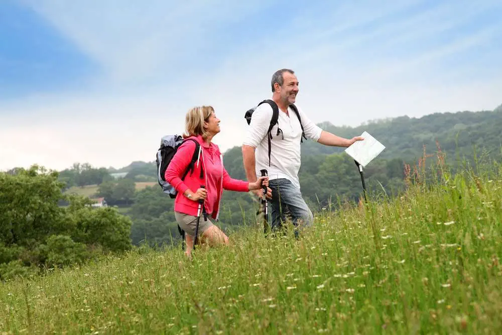 10 Amazing Things To Do at Stoney Creek Ontario Hiking in Killarney park