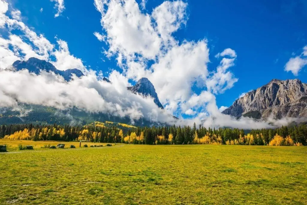 Things To Do In Canmore - 13 Exciting Options! Icy Canada
