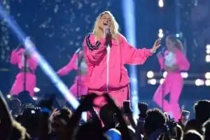 What is WE Day and How is it Celebrated? 12 What is WE Day and How is it Celebrated? 12