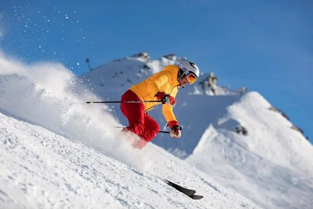 Destination Canada: An Incredible Traveler's Guide 27 Skiing