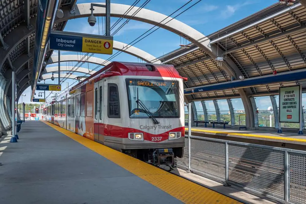 Canada Rail - Top 10 Amazing Facts! Canada Rail