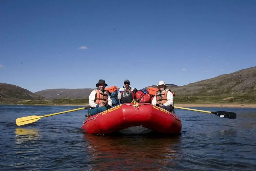Explore Baffin Island and 8 Best Places Around It! canoeing baffin island