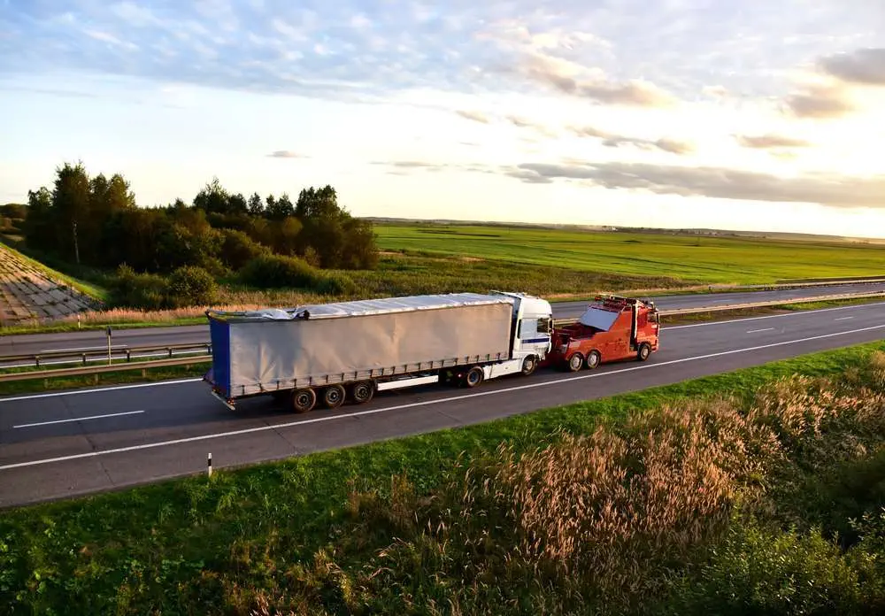 Loved Highway Thru Hell? - Learn 15 Exciting Facts! Highway Thru Hell