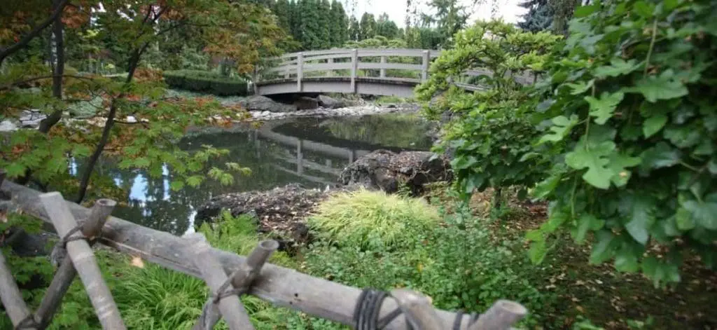 6 Best Kelowna BC Tourist Attractions To Explore Kasugai Gardens- kelowna bc tourist attraction