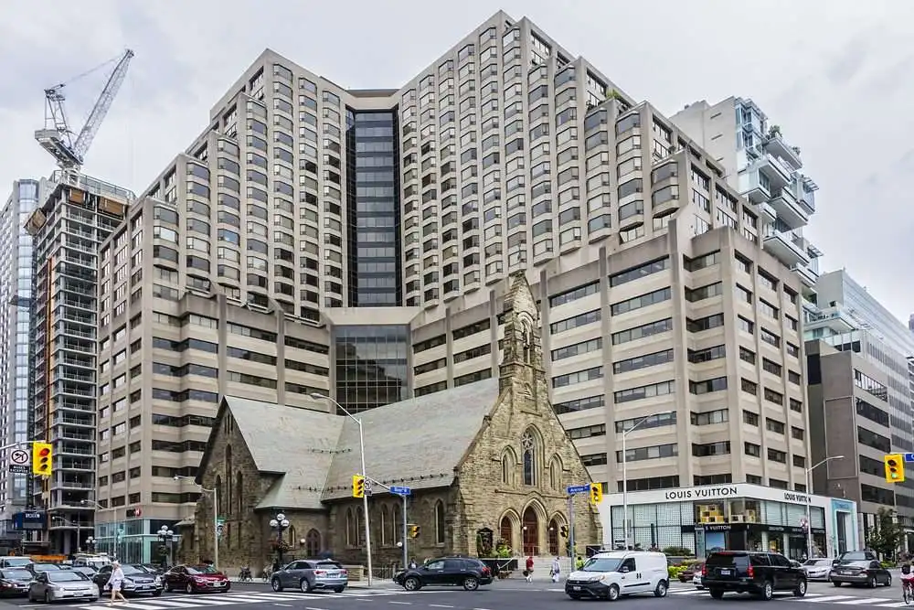 A Guide to 15 Best Churches in Toronto 15 A Guide to 15 Best Churches in Toronto 10