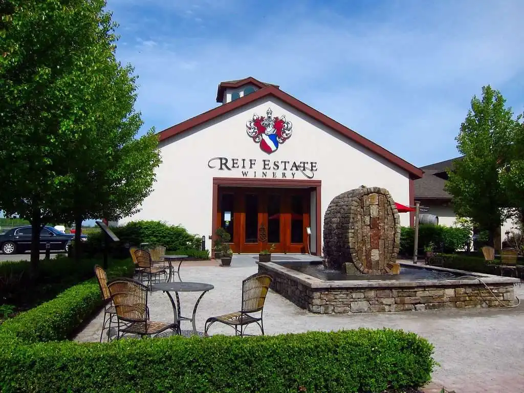 Top 8 Authentic Niagara Wineries 14 Niagara Wineries
