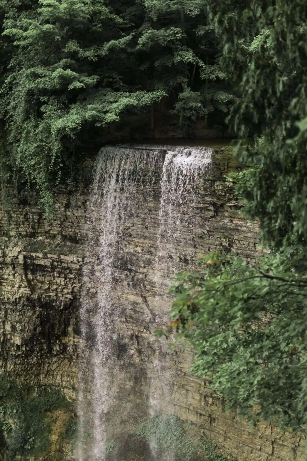 Road Trip Ontario: 10 Epic Attractions 11 Road Trip Ontario: 100 Waterfalls Trail
