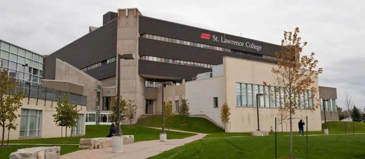Guide To The 6 Best Colleges In Ontario 6 St. Lawrence College
