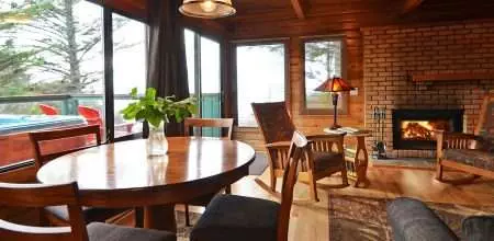 2016 cabin 1 dining room 1920x750 450x220 1