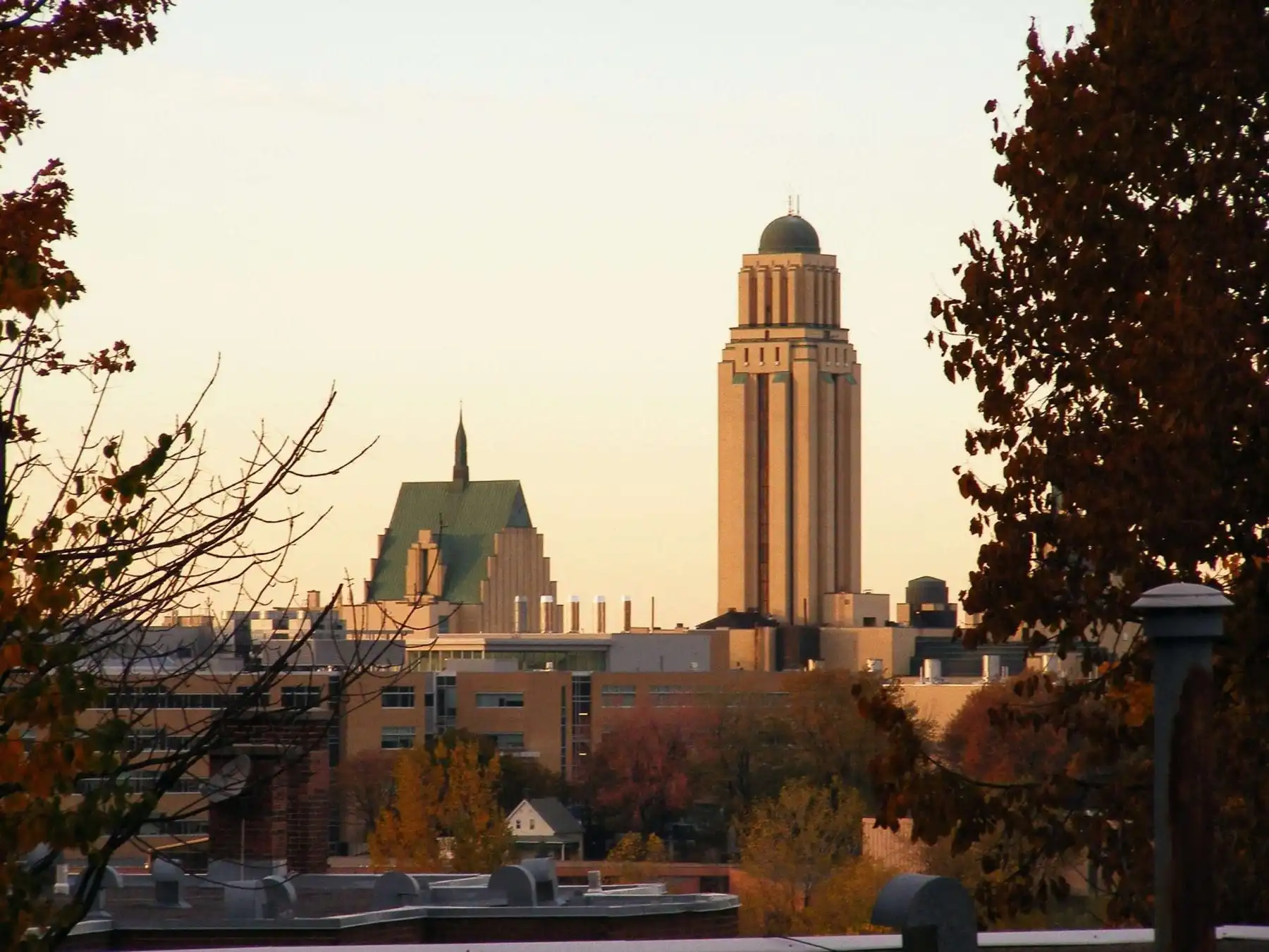 The Top 7 Universities in Montréal You Can Study In 8 The Top 7 Universities in Montréal You Can Study In 5