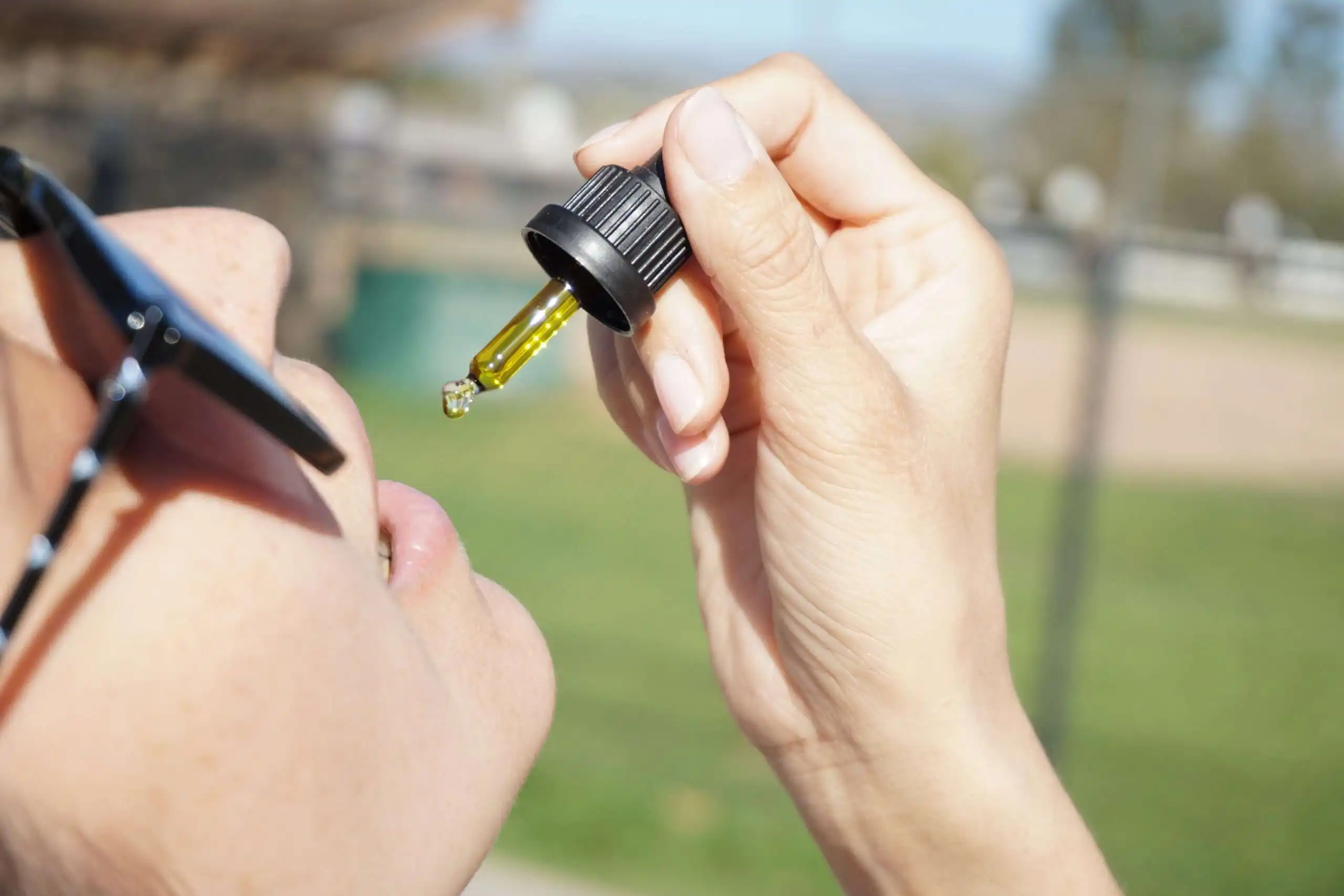 6 Of The Best CBD Oil Canada 10 CBD Oil Canada