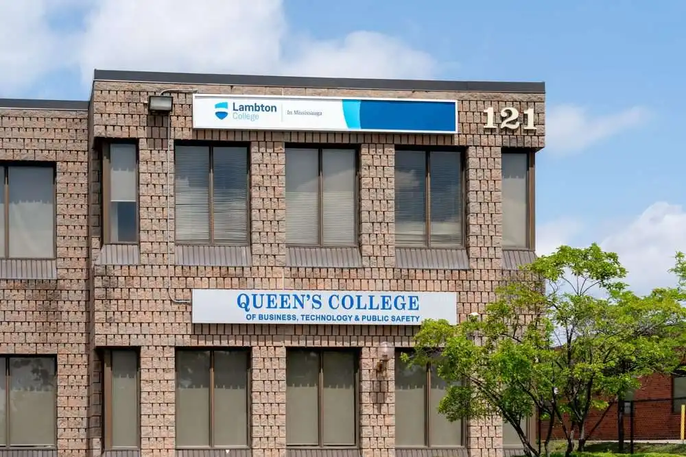 The 8 Top Colleges in Toronto Today 10 The 8 Top Colleges in Toronto Today 6