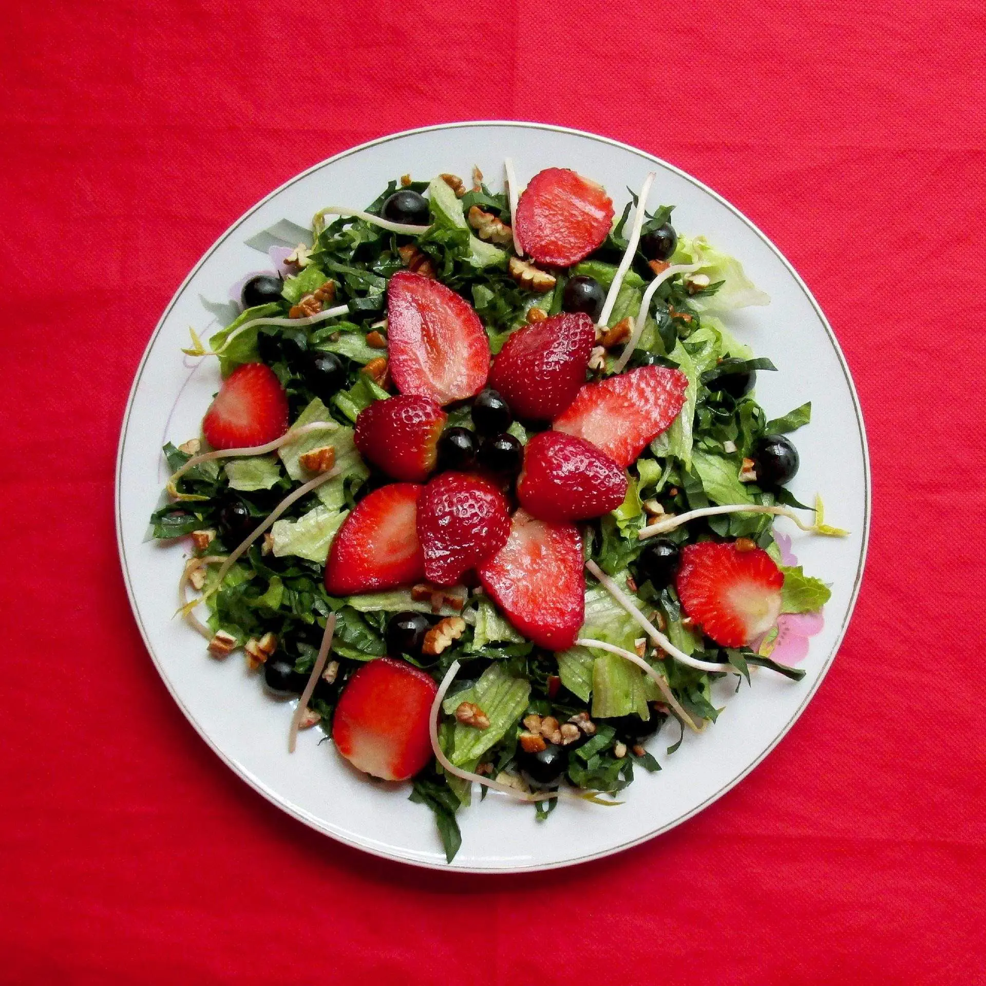 6 Delicious Spinach Salad Recipe Ever!
