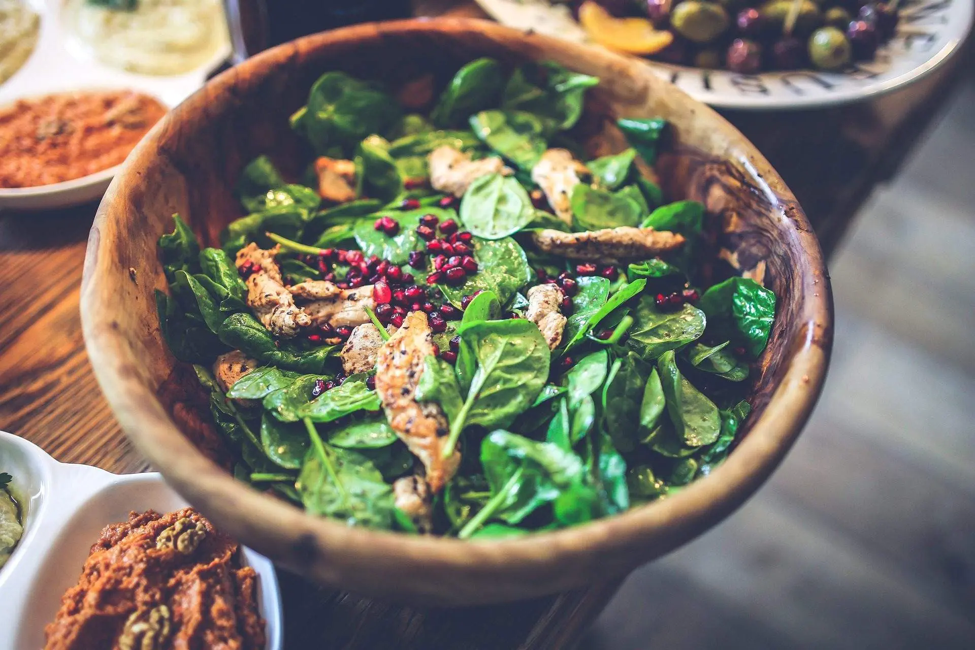 6 Delicious Spinach Salad Recipe Ever!