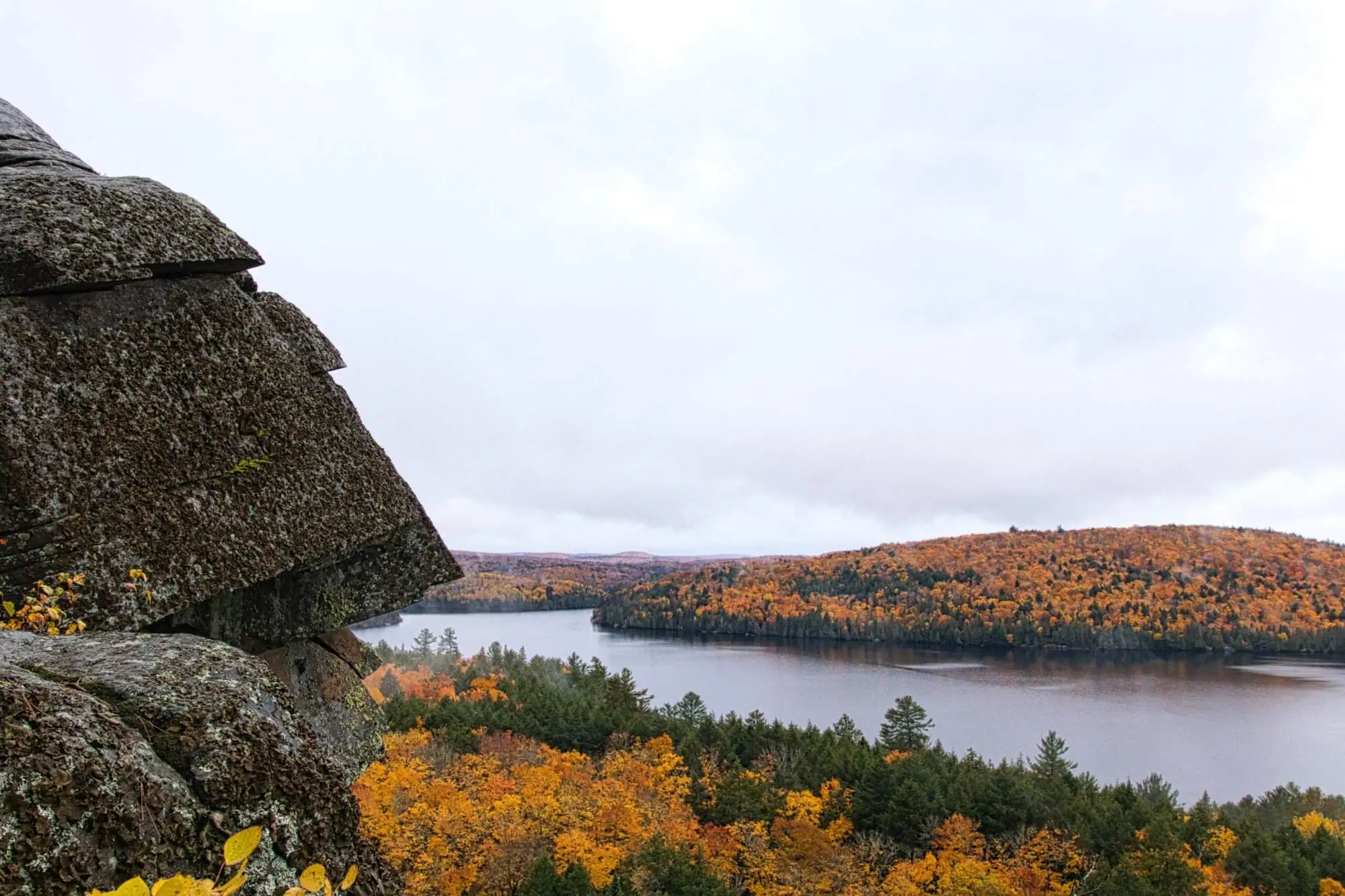 15 Most Amazing Places to Go in Ontario On Your Visit - Icy Canada Algonquin provincial park