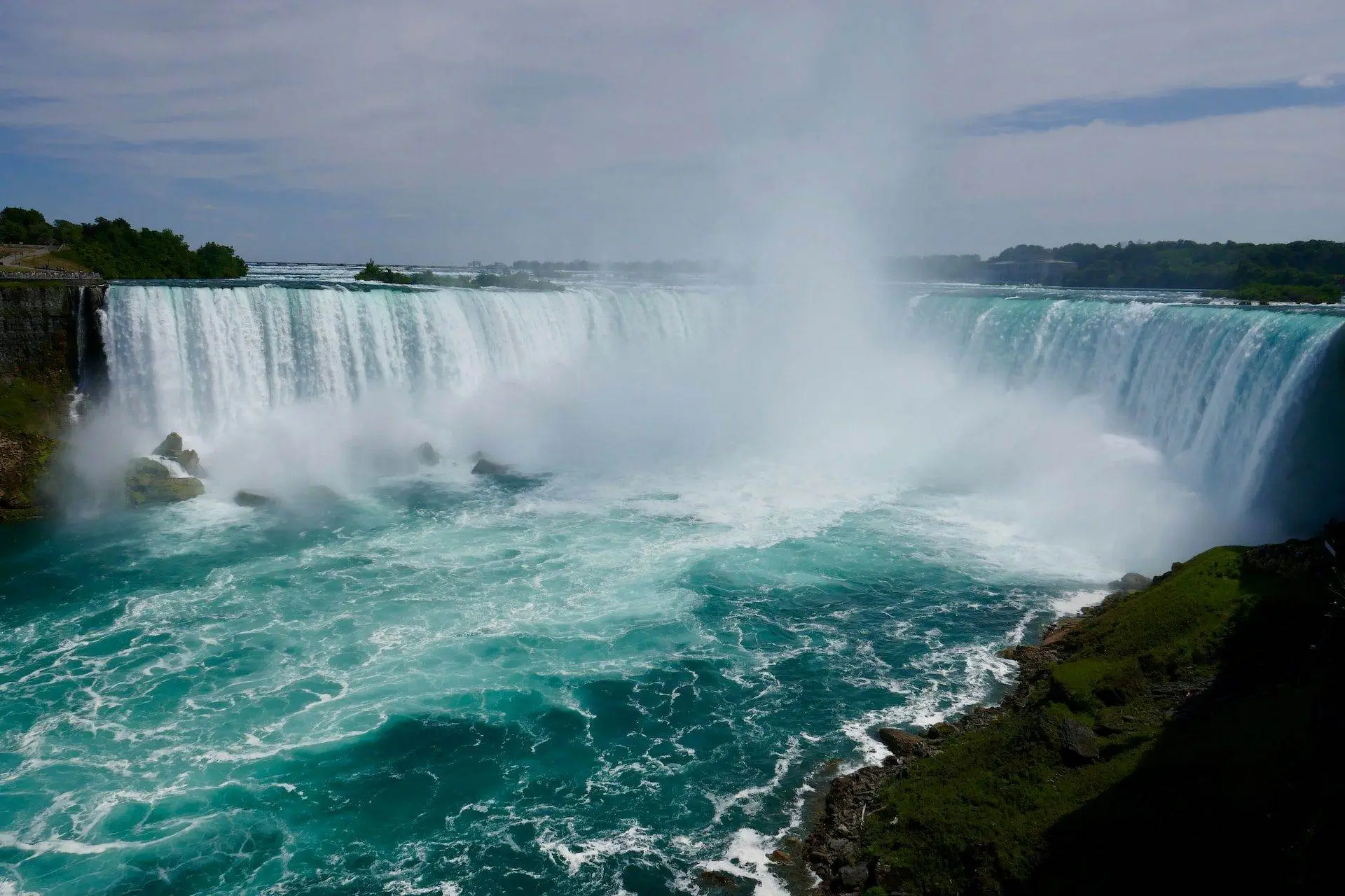 12 Must-Visit Spots in East Canada - Fascinating Facts Spots in East Canada