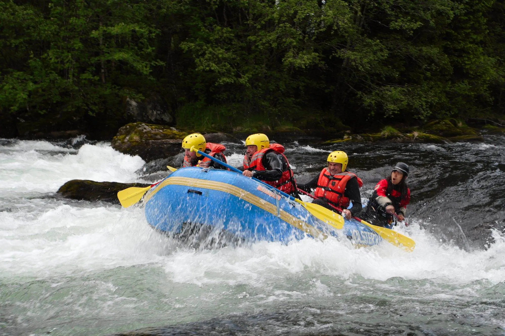 What Is Costa Rica Known For? 8 Most Amazing Locations Whitewater Rafting
