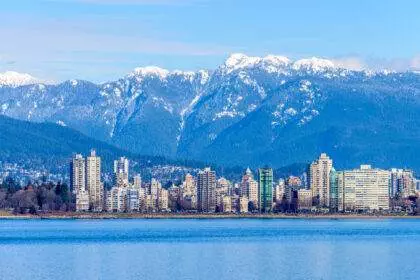 mountains in vancouver