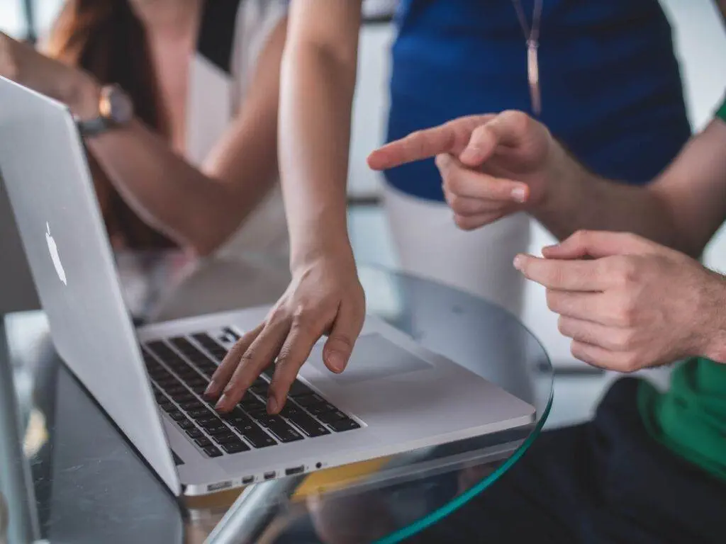 Is Computer Programming the Same as Computer Science? Collaboration among the colleagues is there either they are computer science people or computer programmers. Both work together as one towards a common goal