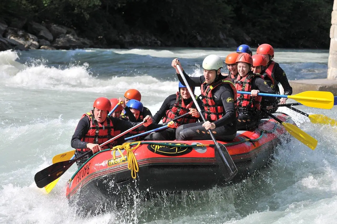 Explore the 8 Longest Rivers in Canada- A Treat for Visitors River Rafting view